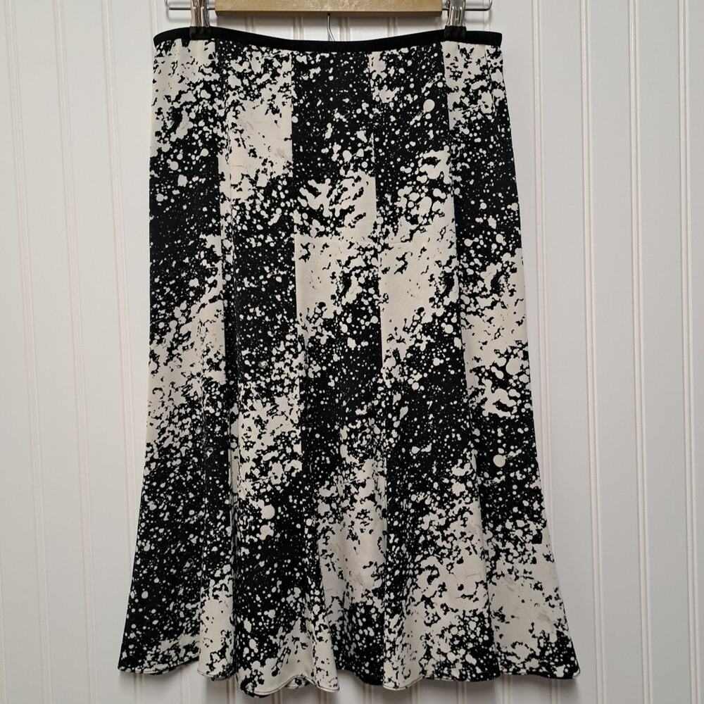 Diane von Furstenberg DVF Flare Skirt Womens 8 Black White Abstract Silk Stretch